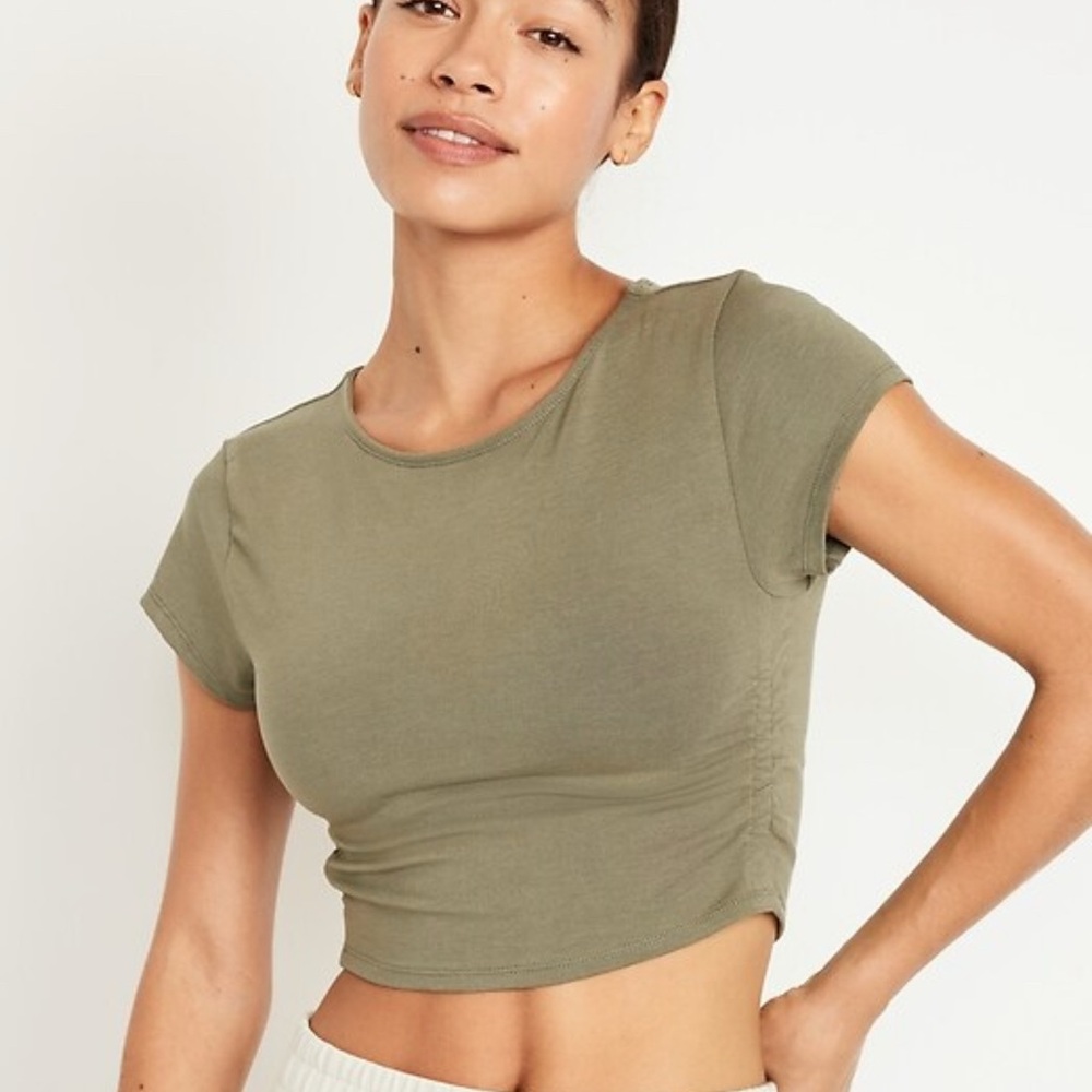Old Navy Powerchill Ultra Crop Shirt